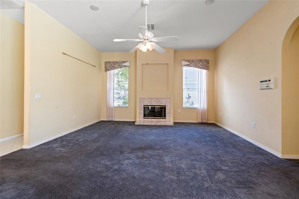 For Sale: $445,000 (3 beds, 2 baths, 2100 Square Feet)