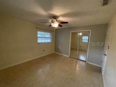 Recently Rented: $1,475 (3 beds, 1 baths, 987 Square Feet)