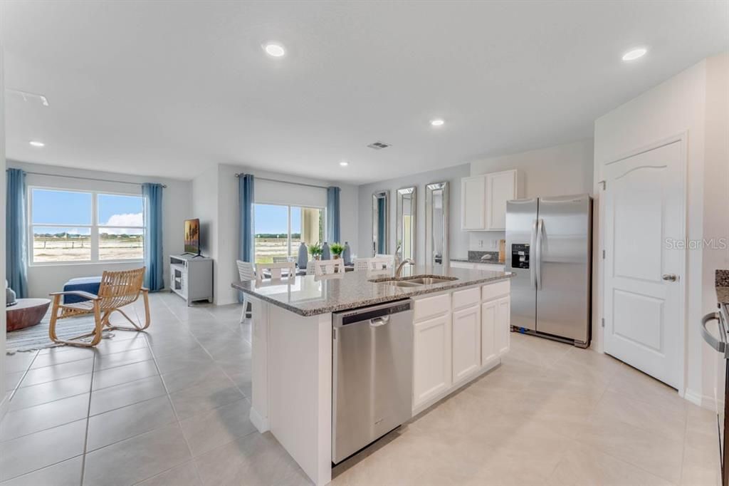 For Sale: $422,870 (4 beds, 2 baths, 1828 Square Feet)