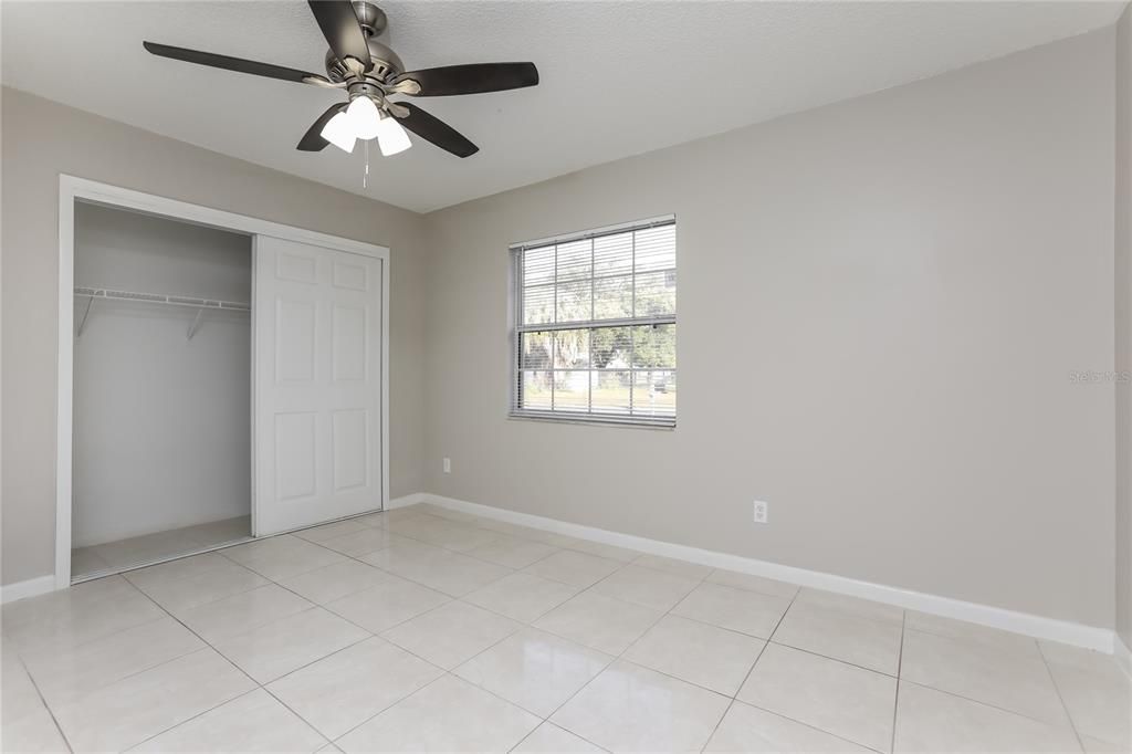 For Rent: $2,090 (3 beds, 1 baths, 1368 Square Feet)