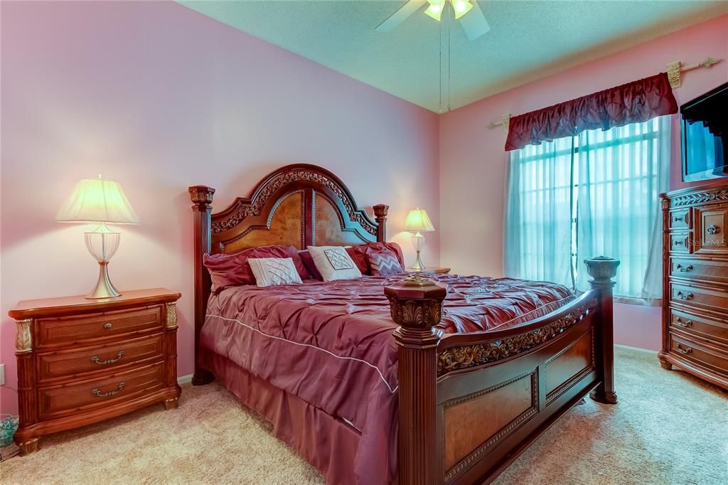 En Venta: $529,500 (3 camas, 2 baños, 1912 Pies cuadrados)
