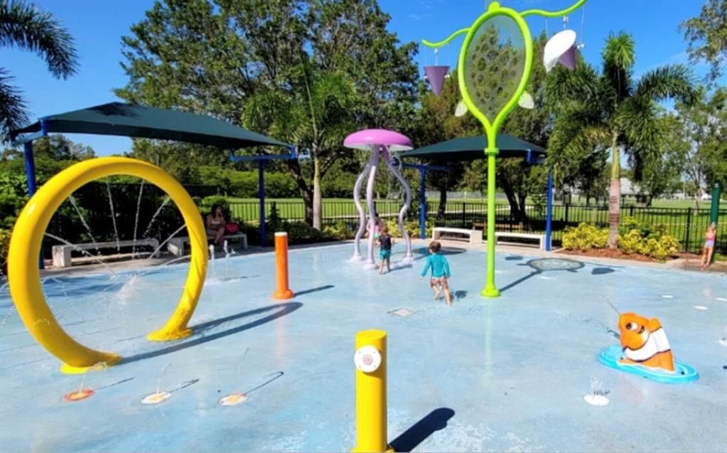 APOLLO BEACH PARK & RECREATIONAL CENTER SPLASH PAD