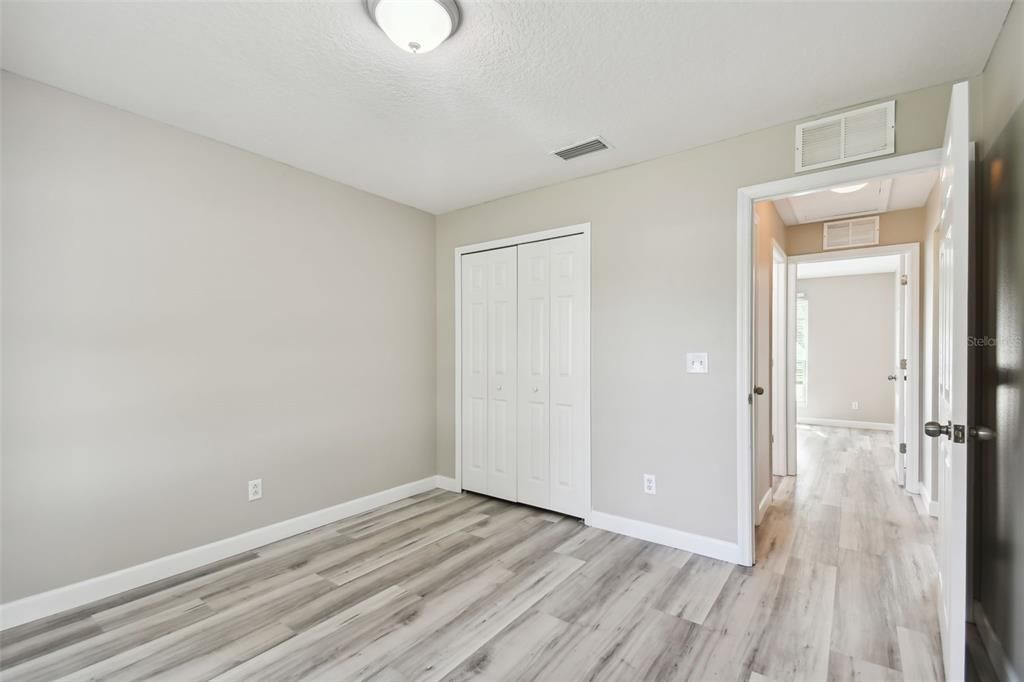 For Sale: $344,000 (3 beds, 2 baths, 1299 Square Feet)