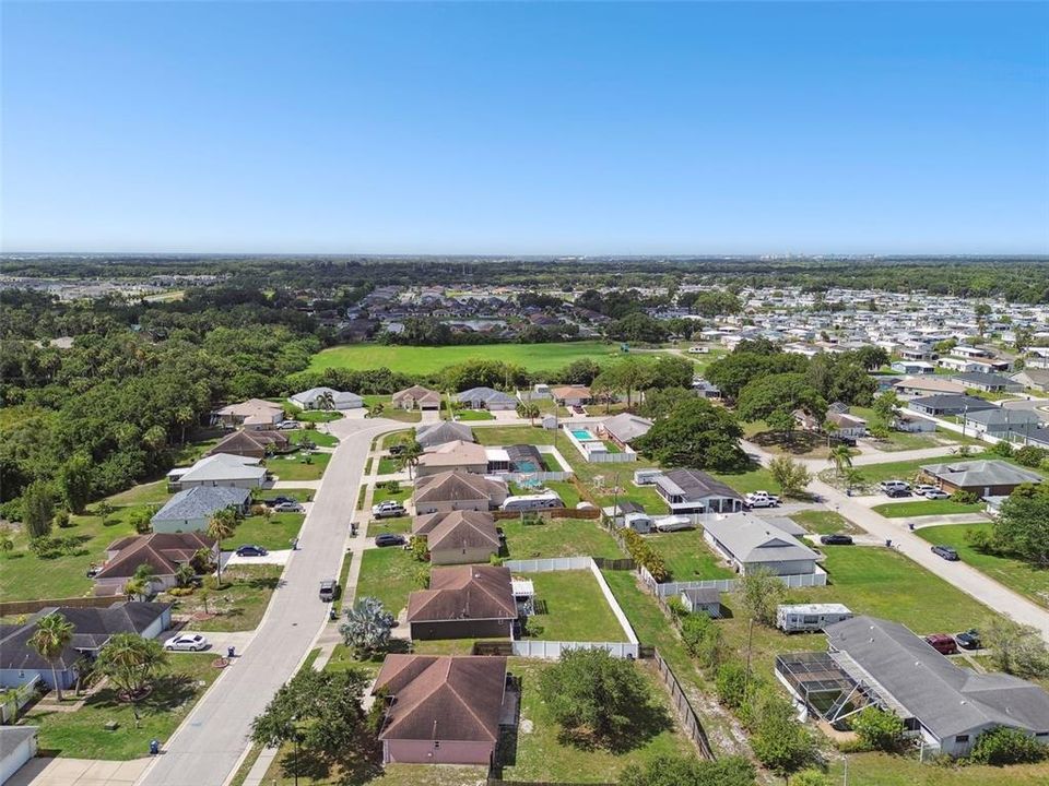 For Sale: $344,000 (3 beds, 2 baths, 1299 Square Feet)