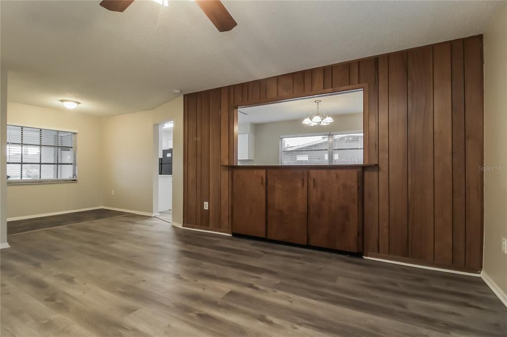For Rent: $2,295 (3 beds, 2 baths, 1356 Square Feet)