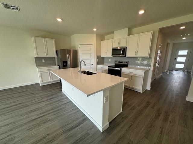 For Sale: $427,870 (4 beds, 2 baths, 1828 Square Feet)