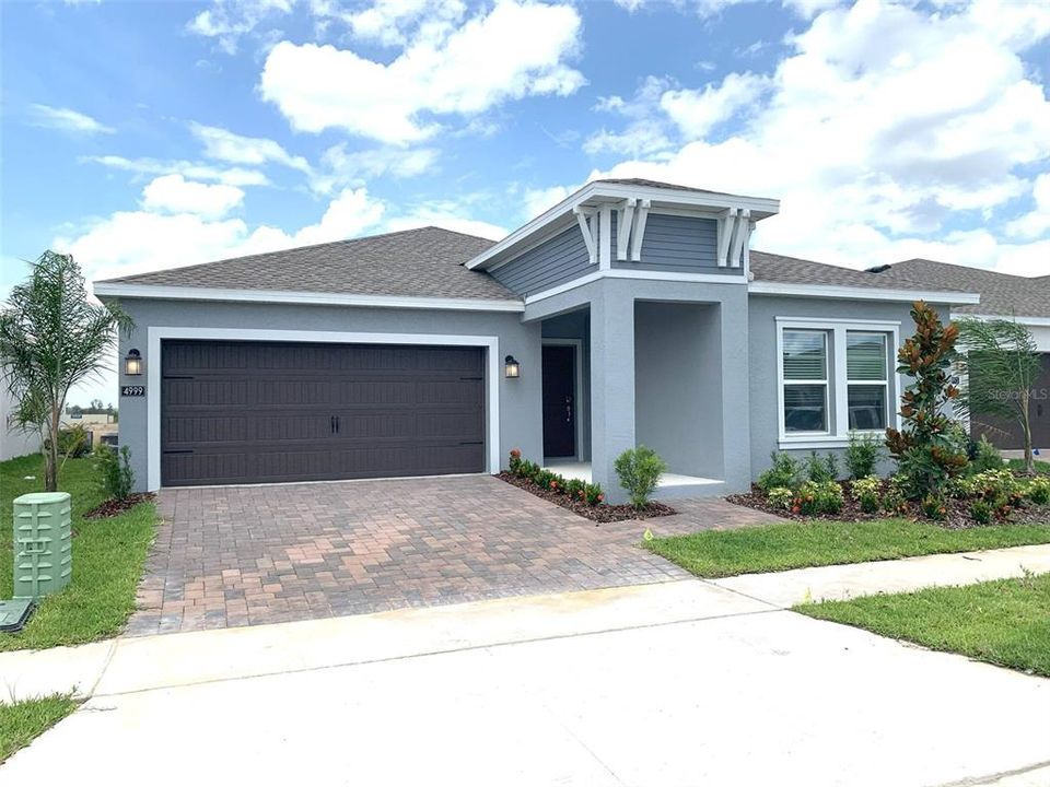 2 CAR GARAGE AND DRIVEWAY