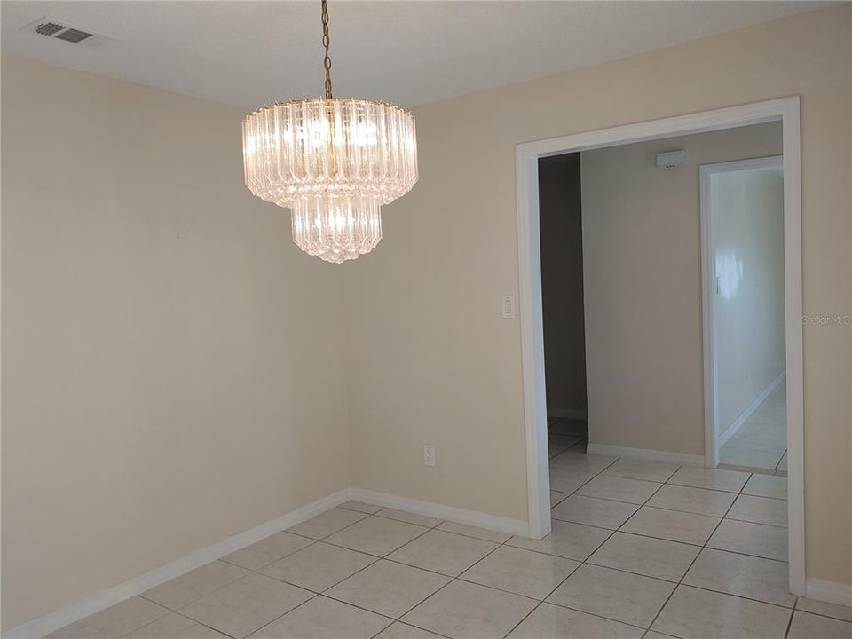 For Rent: $2,850 (4 beds, 2 baths, 1854 Square Feet)