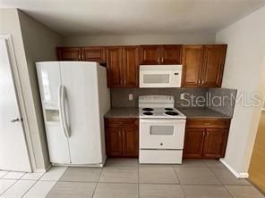 For Rent: $2,300 (3 beds, 2 baths, 1406 Square Feet)