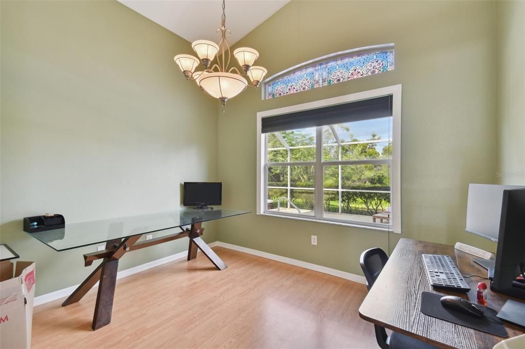 For Sale: $445,000 (3 beds, 2 baths, 1758 Square Feet)