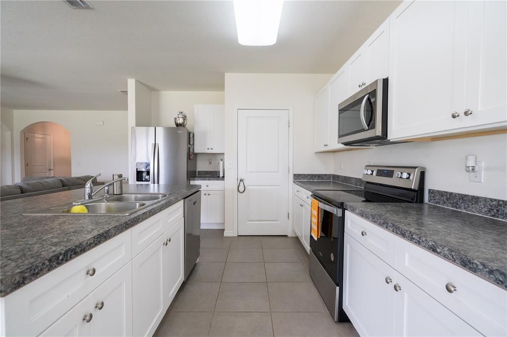 For Sale: $330,000 (4 beds, 2 baths, 1956 Square Feet)