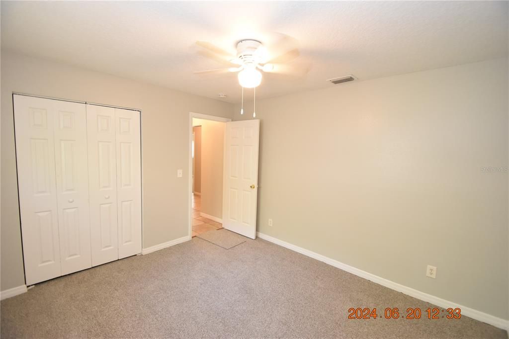 For Rent: $2,095 (4 beds, 2 baths, 1662 Square Feet)