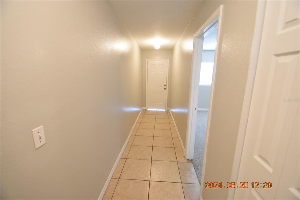 For Rent: $2,095 (4 beds, 2 baths, 1662 Square Feet)