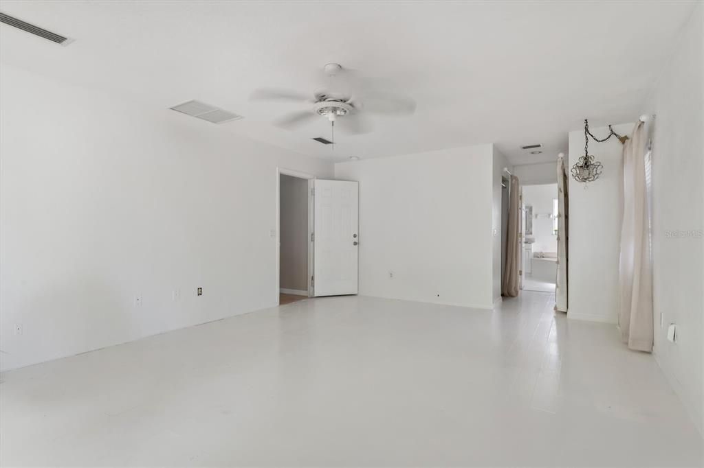 For Sale: $338,900 (3 beds, 2 baths, 1771 Square Feet)