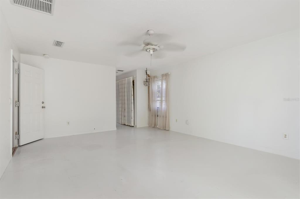 For Sale: $338,900 (3 beds, 2 baths, 1771 Square Feet)