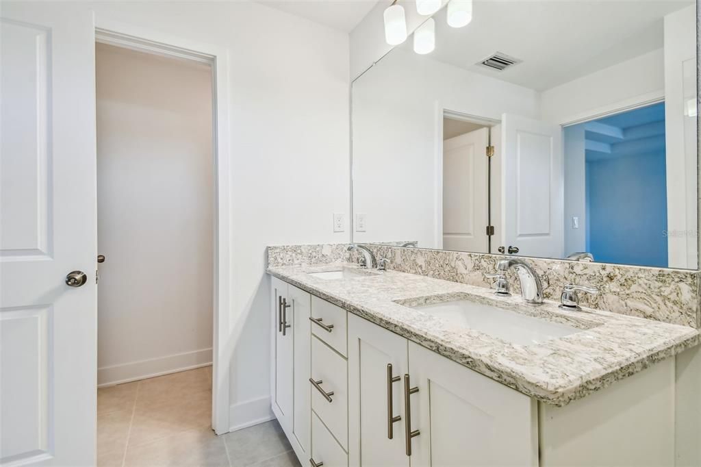 For Sale: $566,900 (3 beds, 2 baths, 1620 Square Feet)