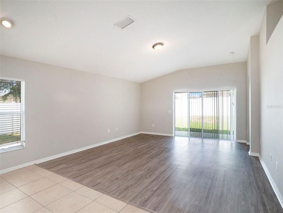 For Sale: $435,000 (4 beds, 2 baths, 1995 Square Feet)