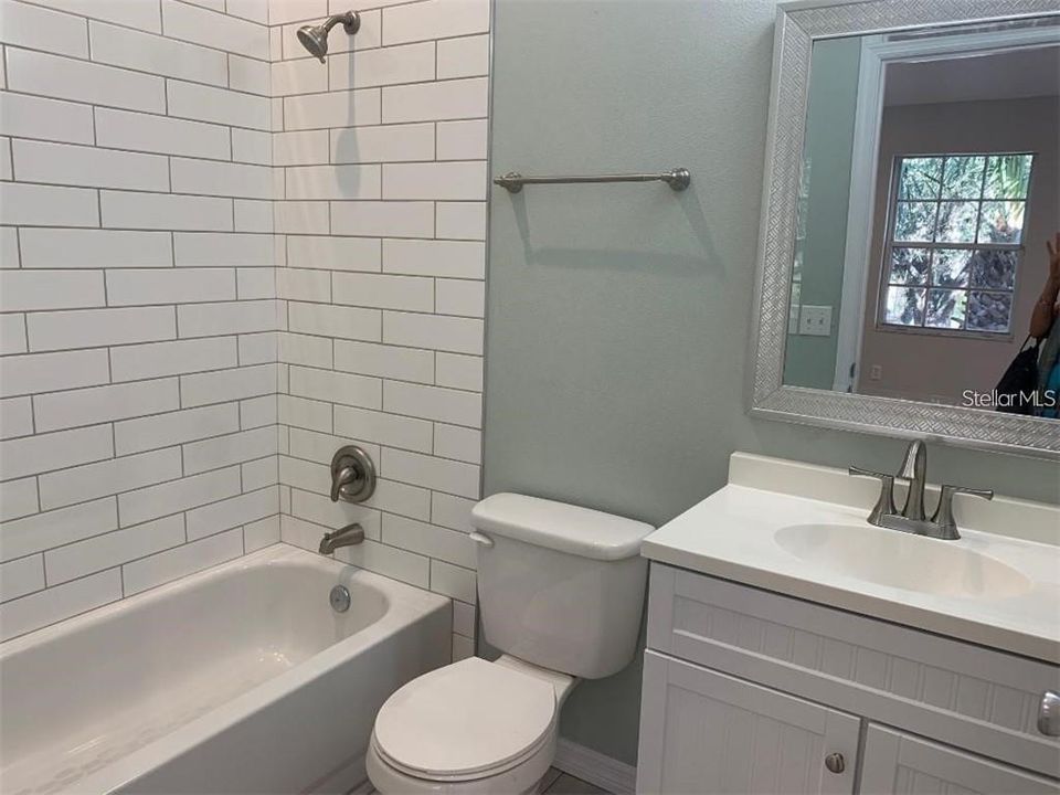 For Rent: $2,100 (2 beds, 2 baths, 1080 Square Feet)