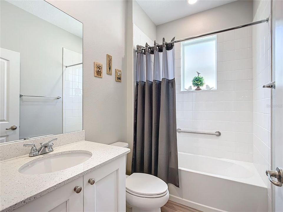 For Sale: $339,900 (2 beds, 2 baths, 1469 Square Feet)