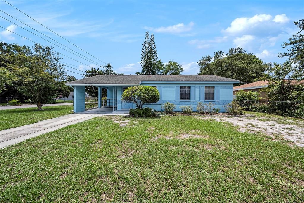 For Sale: $325,000 (3 beds, 1 baths, 850 Square Feet)