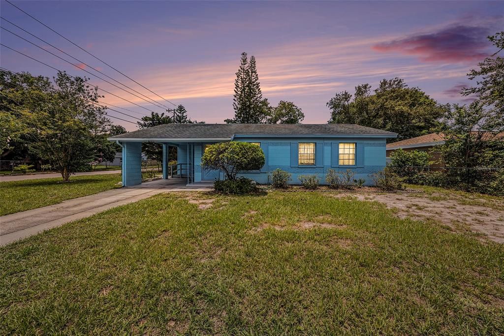 For Sale: $325,000 (3 beds, 1 baths, 850 Square Feet)