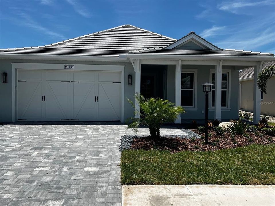 Recently Sold: $991,849 (3 beds, 2 baths, 2078 Square Feet)