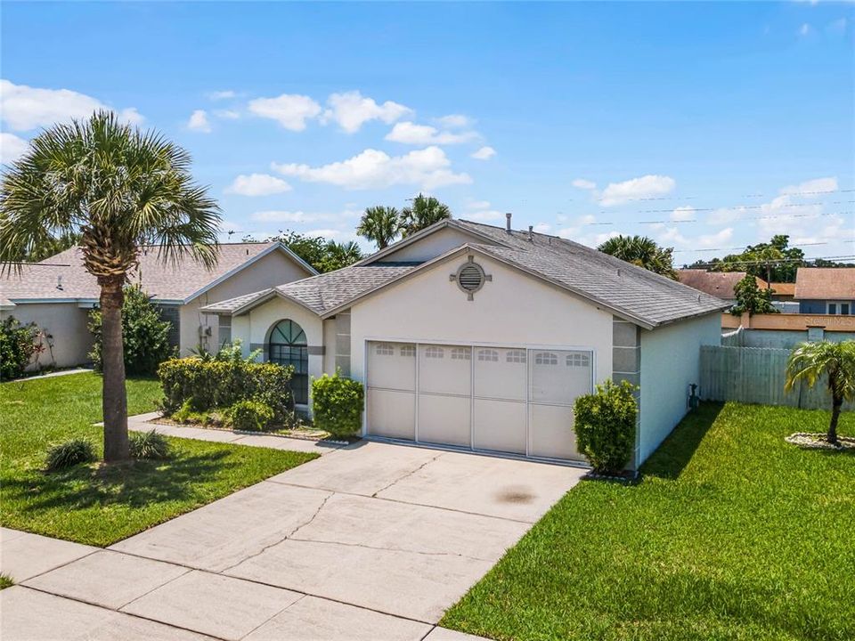 For Sale: $349,950 (3 beds, 2 baths, 1377 Square Feet)