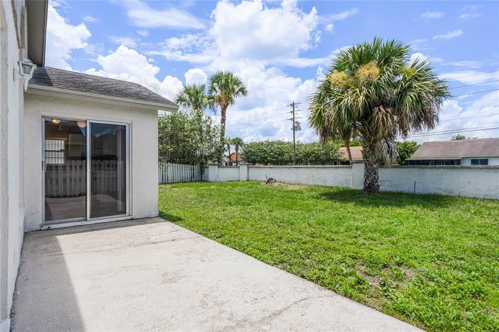 For Sale: $349,950 (3 beds, 2 baths, 1377 Square Feet)