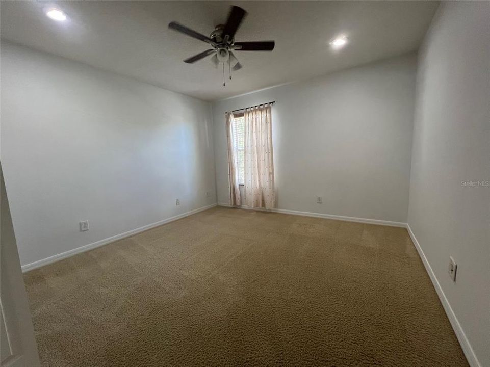 For Rent: $3,200 (4 beds, 3 baths, 3100 Square Feet)