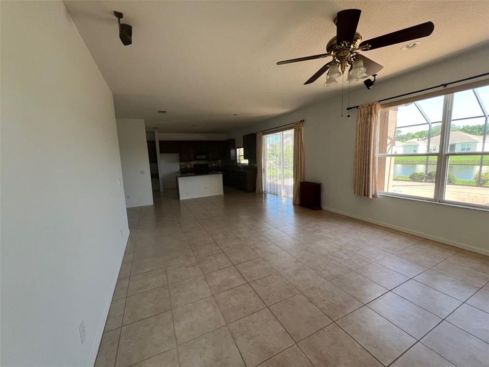 For Rent: $3,200 (4 beds, 3 baths, 3100 Square Feet)