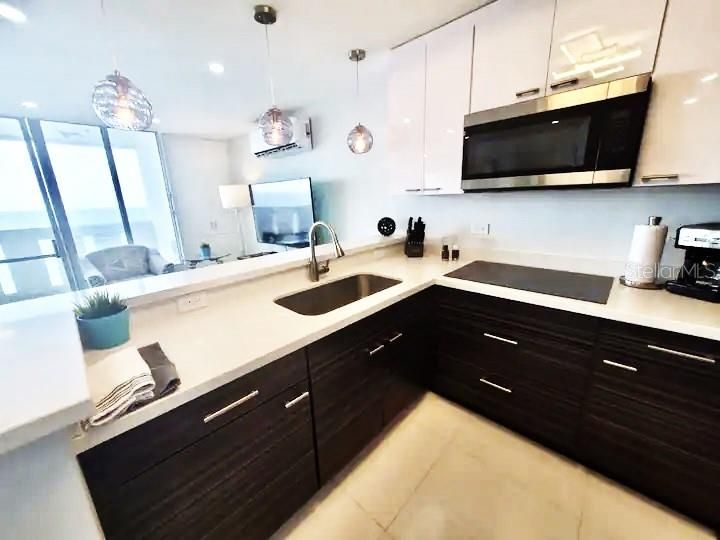 En Venta: $525,000 (1 camas, 1 baños, 758 Pies cuadrados)