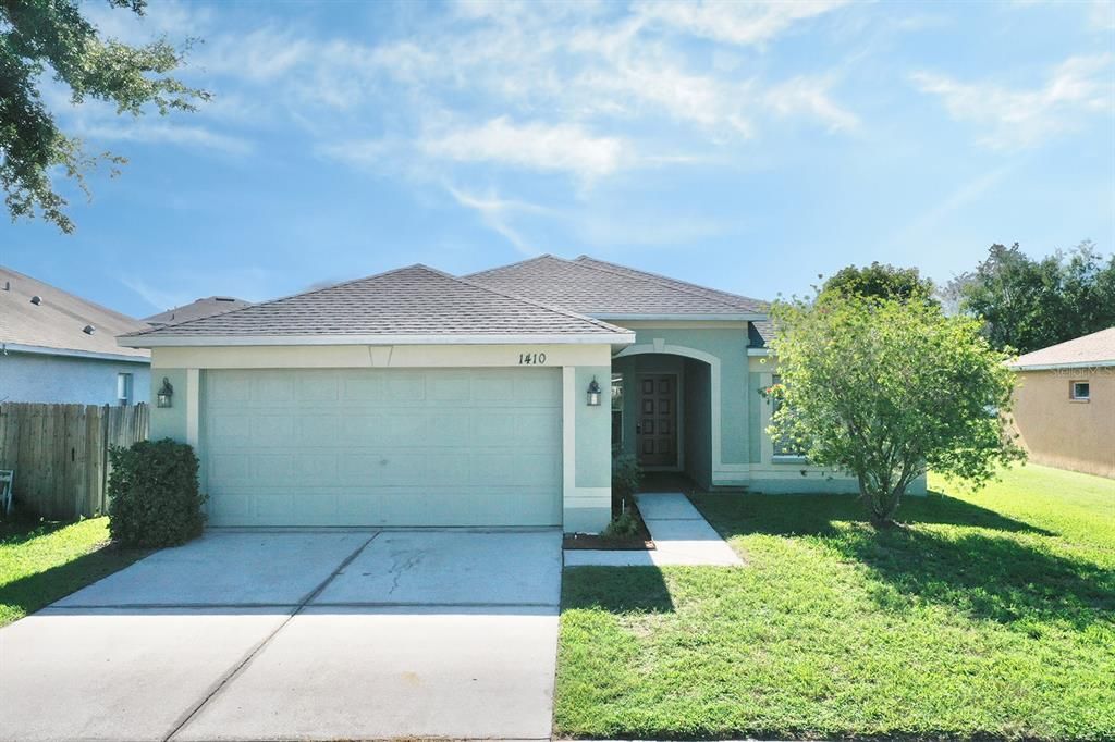 Active With Contract: $369,900 (4 beds, 2 baths, 1507 Square Feet)