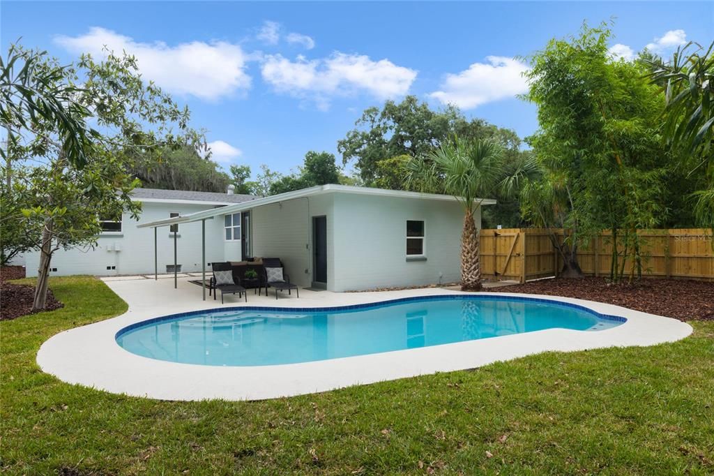 For Sale: $765,000 (3 beds, 2 baths, 1623 Square Feet)