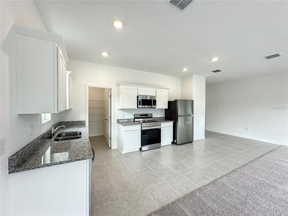 For Sale: $414,990 (3 beds, 2 baths, 1589 Square Feet)