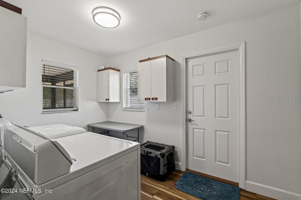 For Sale: $430,000 (2 beds, 2 baths, 1812 Square Feet)