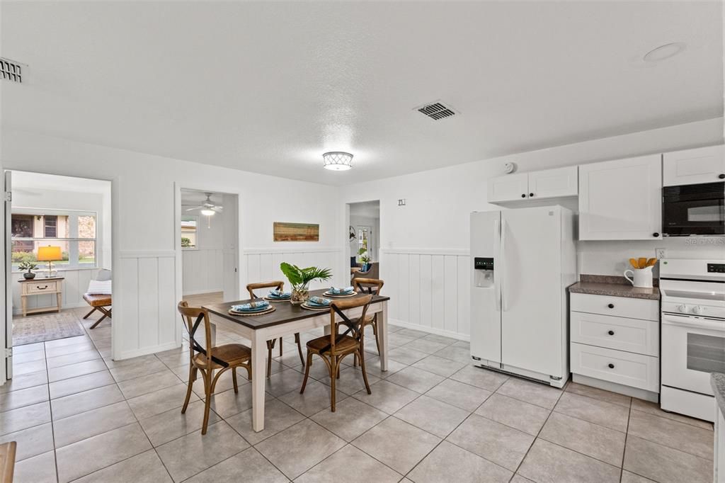 For Sale: $499,900 (3 beds, 2 baths, 1512 Square Feet)