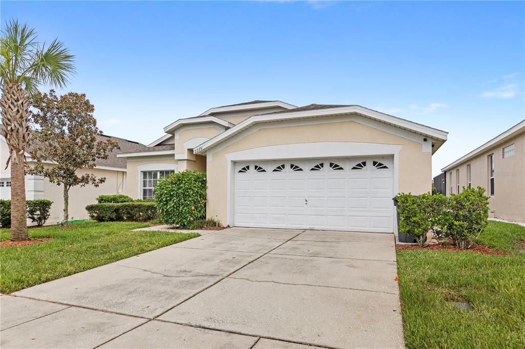 For Sale: $489,999 (4 beds, 2 baths, 1567 Square Feet)