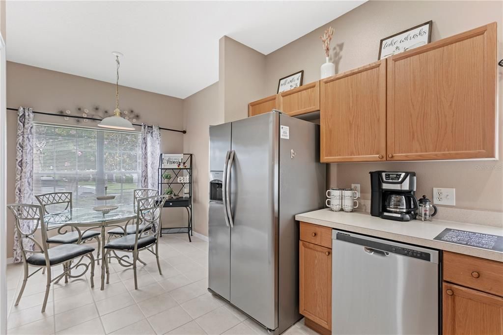 For Sale: $489,999 (4 beds, 2 baths, 1567 Square Feet)