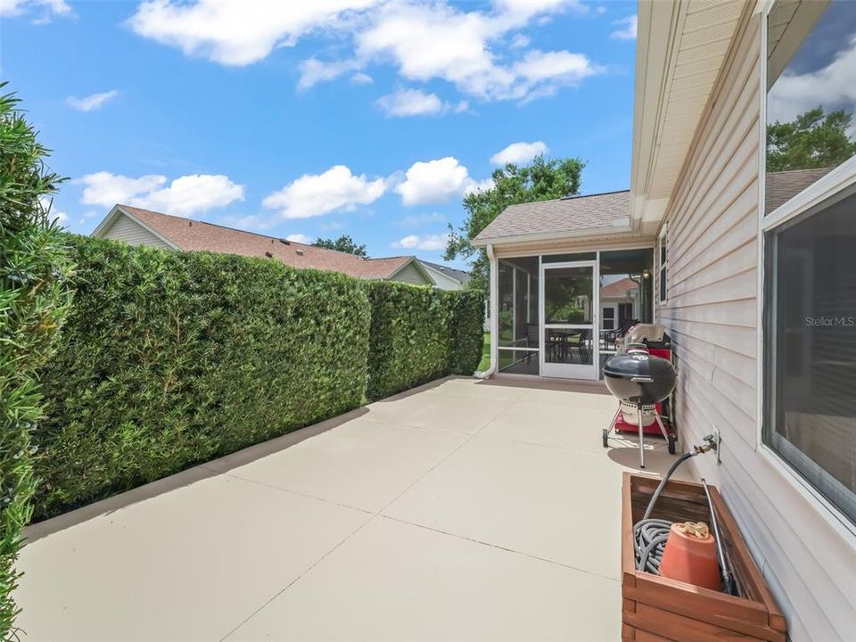 For Sale: $344,500 (3 beds, 2 baths, 1392 Square Feet)