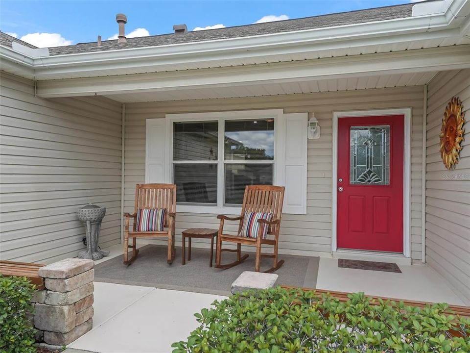 For Sale: $344,500 (3 beds, 2 baths, 1392 Square Feet)