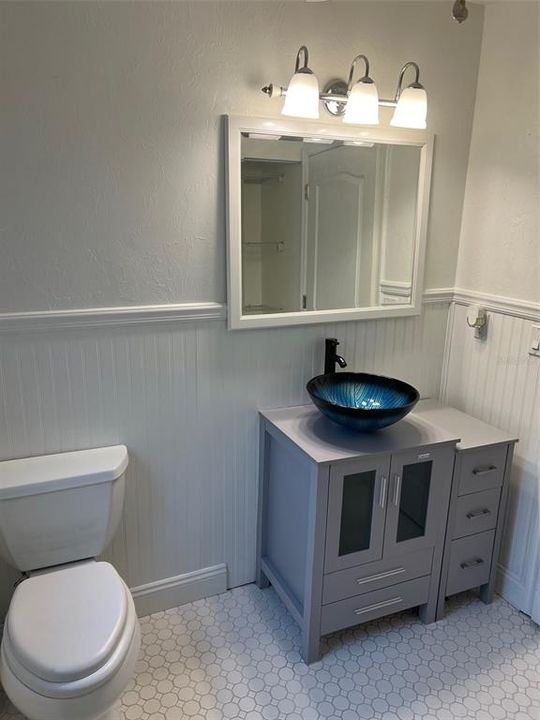 guest bath room