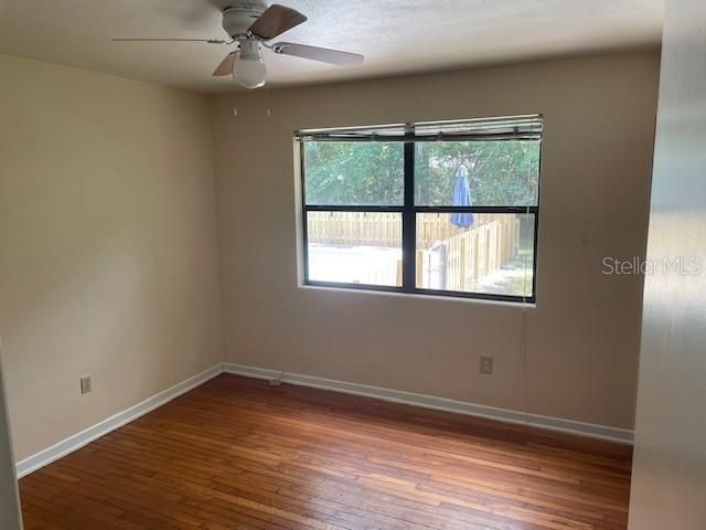 For Rent: $1,795 (3 beds, 2 baths, 1275 Square Feet)