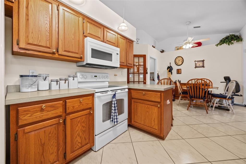 For Sale: $369,900 (3 beds, 2 baths, 2018 Square Feet)