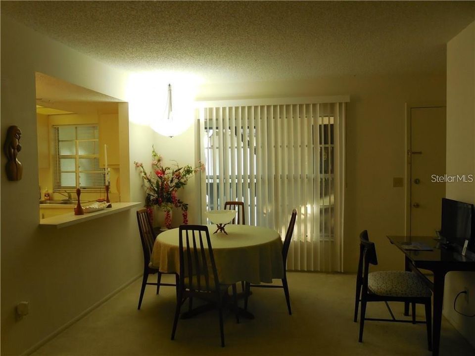 For Rent: $1,600 (1 beds, 1 baths, 680 Square Feet)