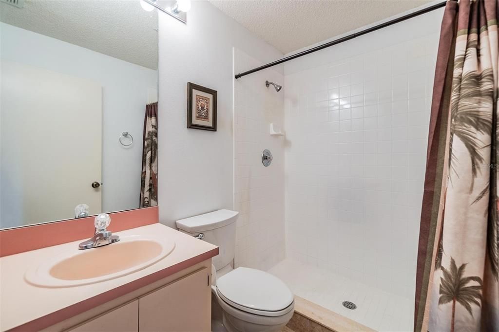 For Sale: $339,900 (2 beds, 2 baths, 1661 Square Feet)