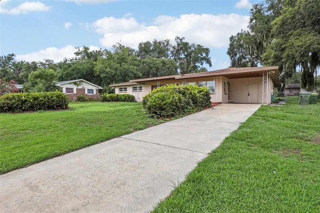 For Sale: $280,000 (3 beds, 2 baths, 1809 Square Feet)