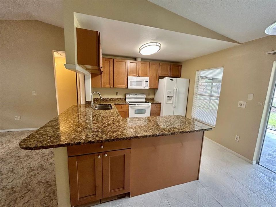 For Rent: $2,398 (3 beds, 2 baths, 1167 Square Feet)