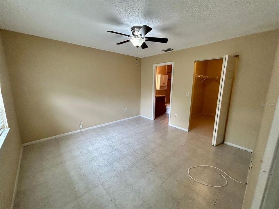 For Rent: $2,398 (3 beds, 2 baths, 1167 Square Feet)