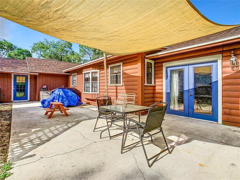 Backyard patio/pool area