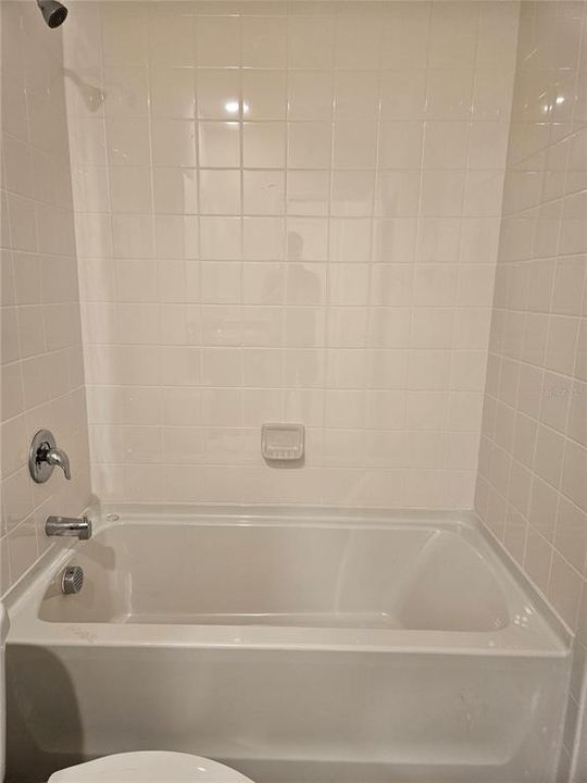 Upstairs Hall Bathroom with tub/shower combination